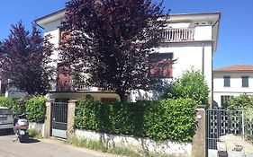 A Quattro Passi Dalle Mura